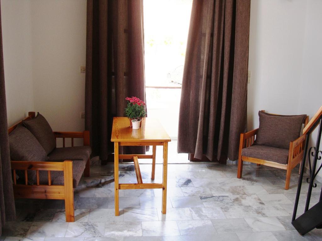 Artemis Studios Agia Roumeli Room photo
